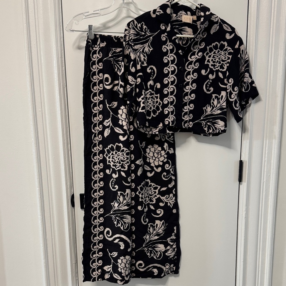 Good Luck Gem Black and White Floral Jumpsuit